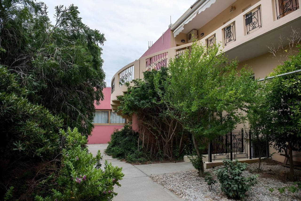 Mediterranean Sea Top Floor Палиохора Екстериор снимка