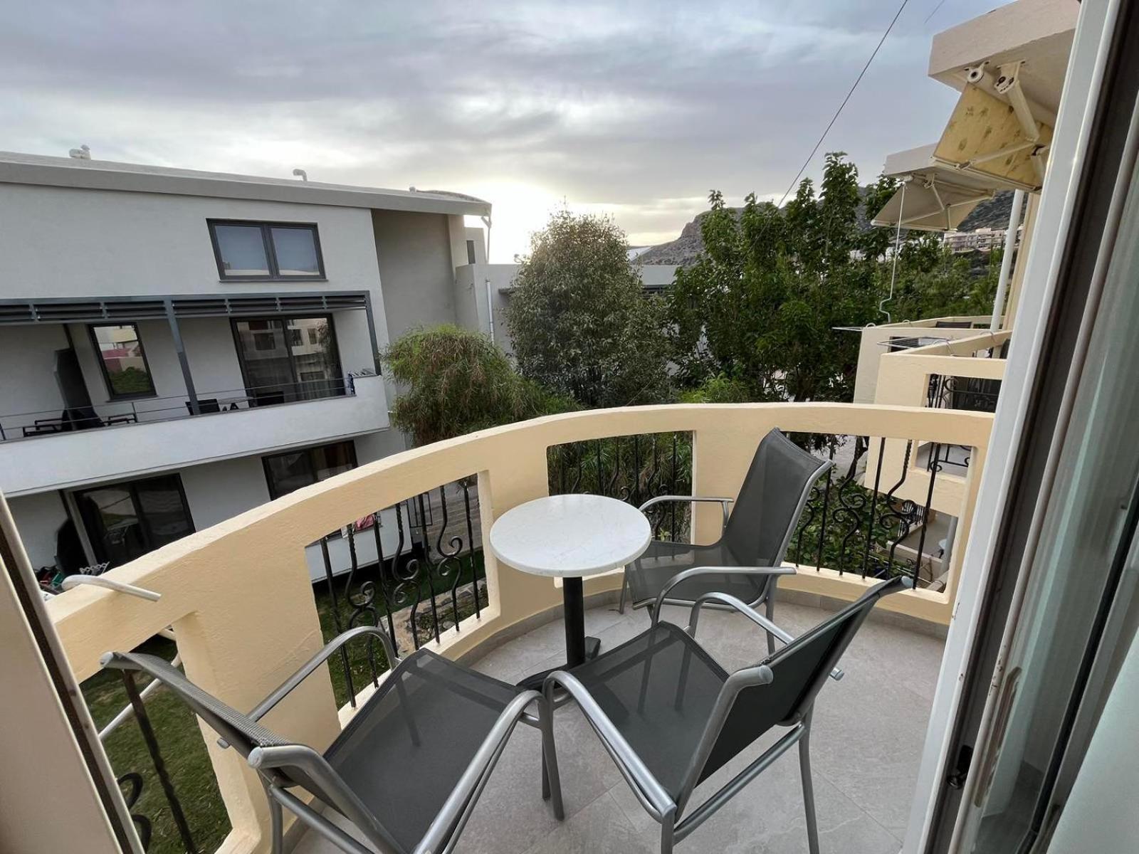Mediterranean Sea Top Floor Палиохора Екстериор снимка