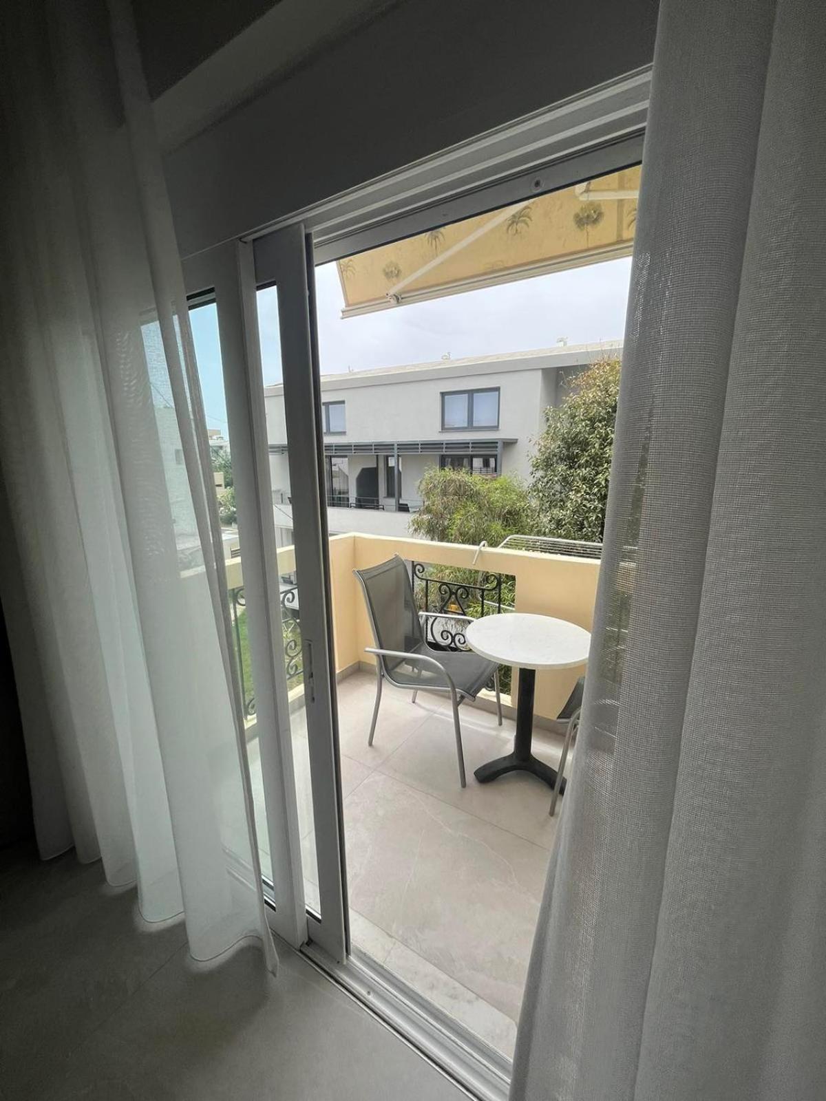 Mediterranean Sea Top Floor Палиохора Екстериор снимка